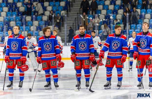 «АКМ-Новомосковск» обыграл «Снежных Барсов» в Молодёжной хоккейной лиге