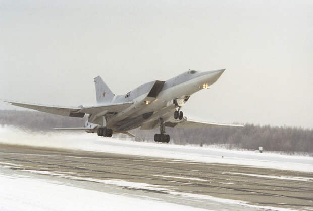 По Киеву впервые с 2022 года ударили сверхзвуковыми крылатыми ракетами Х-22