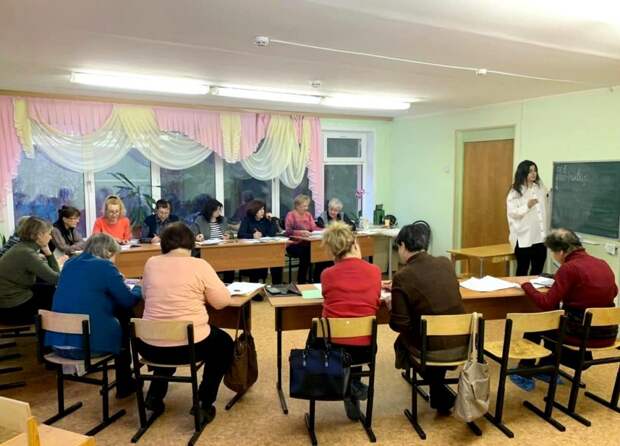 Изучение испанского языка в школе имени Маршала Чуйкова. Фото: ГБУ ТЦСО "Кузьминки"