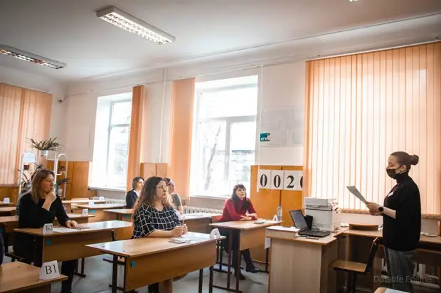 Родители майкопских школьников попробовали сдать ЕГЭ по базовой математике