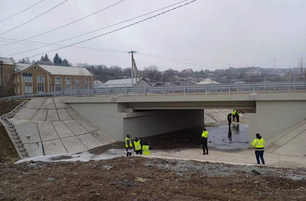 В Буценах появился современный мост