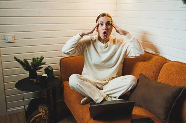 Может спровоцировать аллергическую реакцию: врач назвала самый вредный снек из общепита