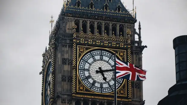 МИД Британии рекомендовал своим гражданам покинуть Украину