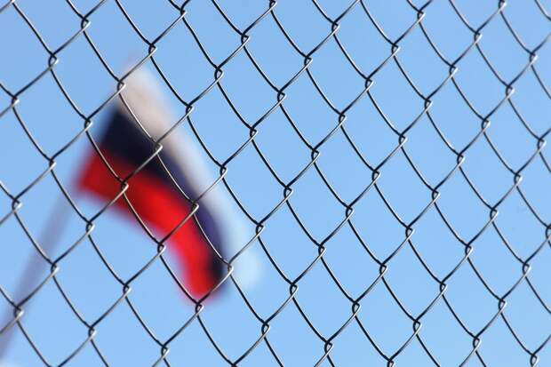 Почему санкции США оказались столь сильным ударом по российскому бизнесу Почему санкции США оказались столь сильным ударом по российскому бизнесу