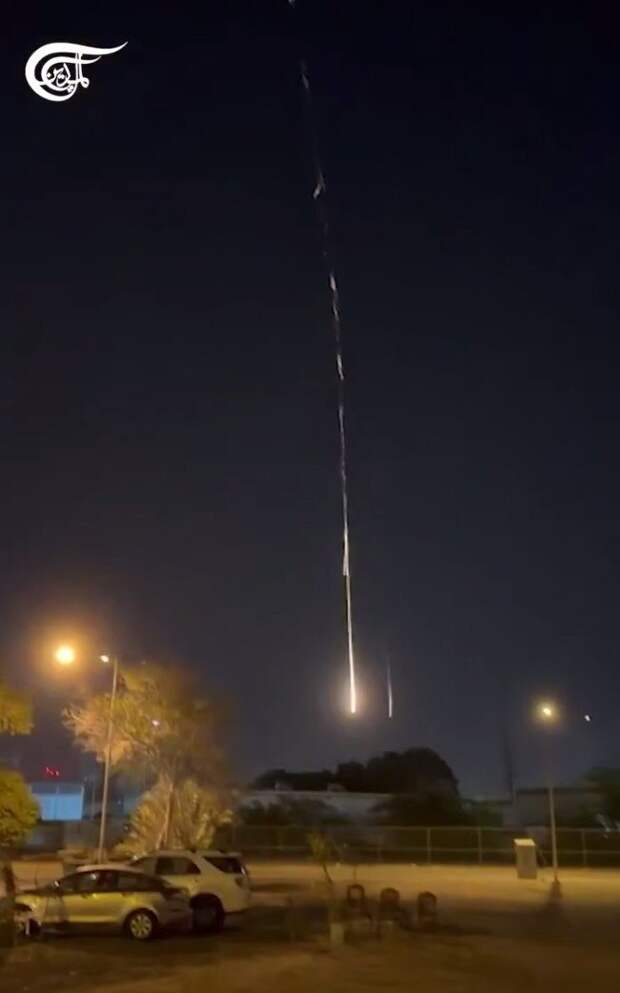 ‼️🇮🇷🇺🇸Красивый удар Ирана по базе 5-го флота США в Бахрейне