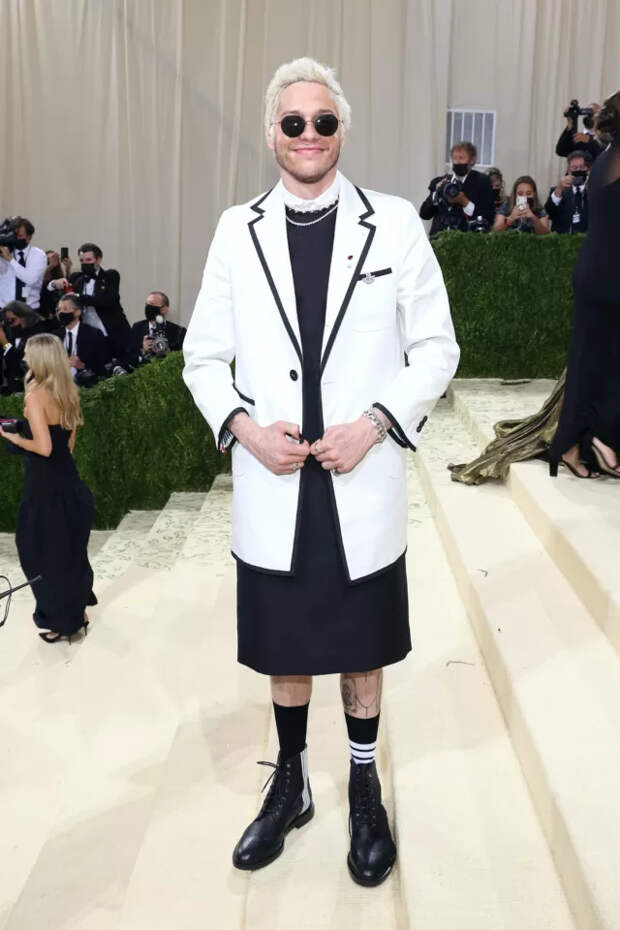 знаменитости на met gala 2021 фото пит дэвидсон на met gala