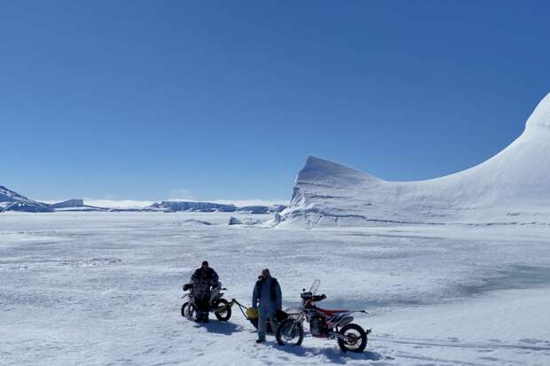 Русские мотоциклисты поставили в Антарктиде три мировых рекорда