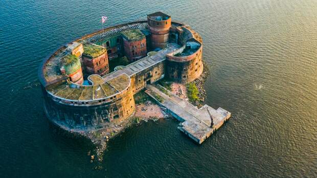 50 самых живописных заброшенных мест России (ФОТО)