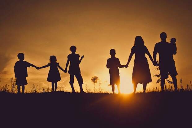 Соцфонд РФ пересчитал пенсии для матерей, воспитавших пять и более детей