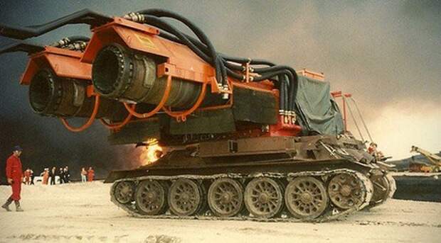 У страха глаза велики: Видимо такими видят американские генералы российские танки:)