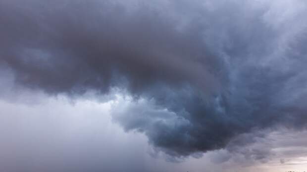 New Footage Of Oklahoma Tornado Shows Night Skies Flash Electric Blue Like Aliens Are Invading