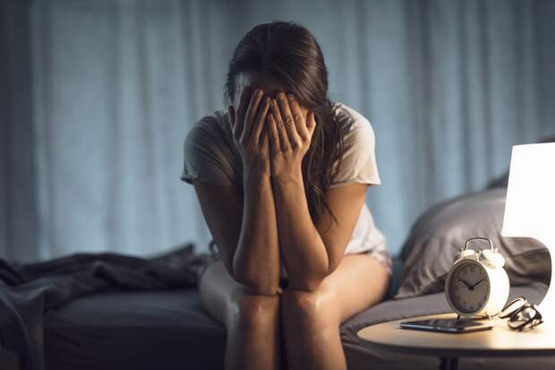 Бессонницу назвали ранним симптомом двух неизлечимых болезней