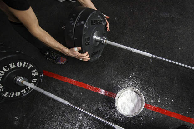 IWF допустила россиян в возрасте до 20 лет на соревнования