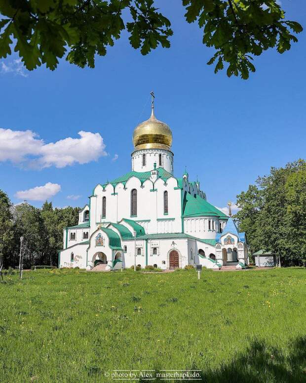 Познаем Петербург