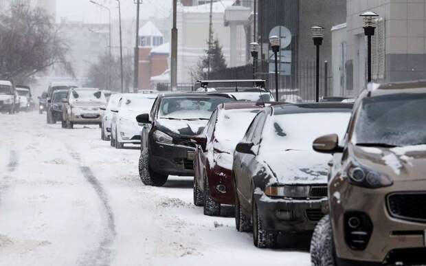 Сотрудник ГАИ неправомерно штрафует на выезде из двора: куда жаловаться?