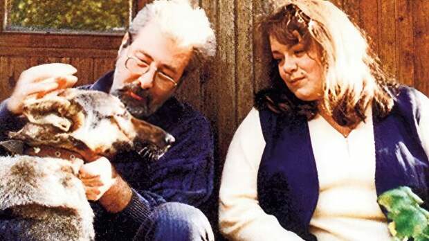 Елена Цыплакова с мужем-стоматологом. Елена Цыплакова с мужем-стоматологом.