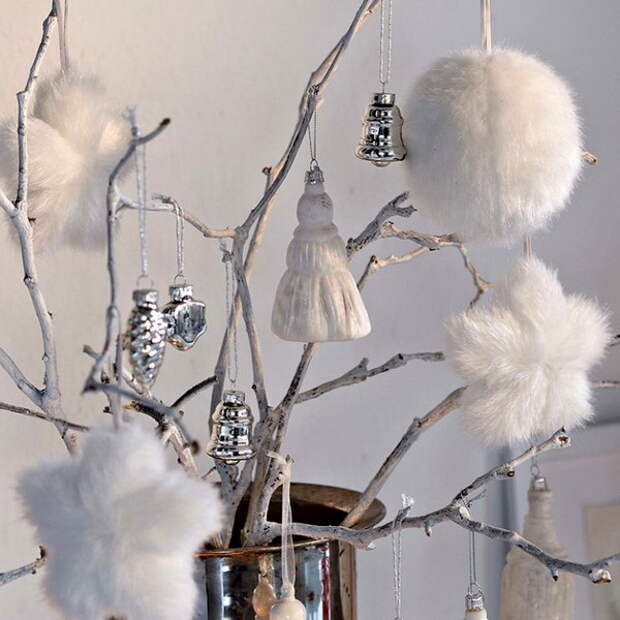 nordic-new-year-decoration-in-white3.jpg