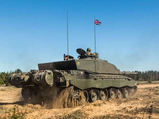 Уничтожат за две недели. Британские танковые войска смогут продержаться в войне с Россией всего 14 дней. Почему у них нет шансов?