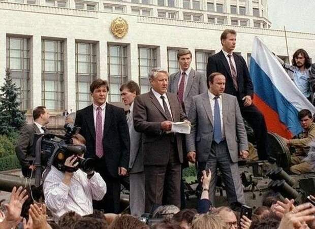 Лето 1991-го. Так начиналась третья "смута" на Руси