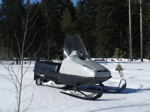 Легкий и маневренный! Мотор рмз, вес 160 кг, гуска от Бурана. Стоит дешевле мотособаки, но его сгубила бюрократия