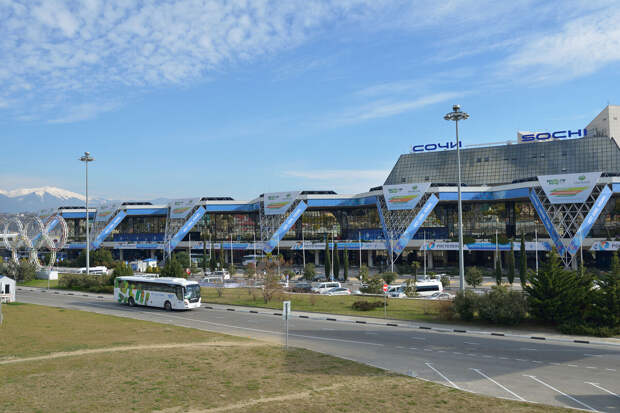 Ограничения на примем и выпуск самолетов введен в аэропорту Сочи