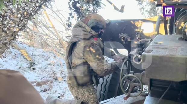 Артиллеристы группировки "Центр" уничтожают противника в рекордные морозы в ДНР