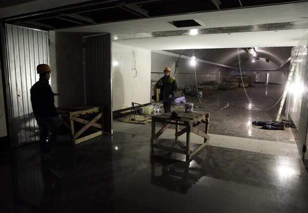 Петербург строит метро там, где не надо, и судится там, где уже построил