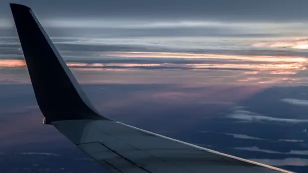 Три человека пострадали при жёсткой посадке самолёта во Франции