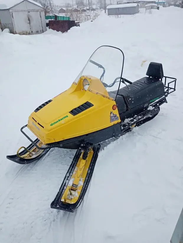 Легкий и маневренный! Мотор рмз, вес 160 кг, гуска от Бурана. Стоит дешевле мотособаки, но его сгубила бюрократия