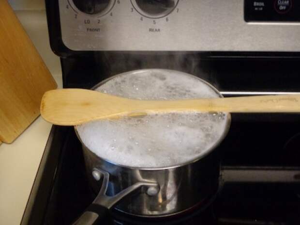 6045005-stop-water-from-boiling-over-1470922442-650-fedf9035d7-1477486018
