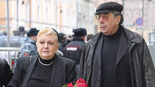 Дрожжина и Цивин задержаны в связи с уголовным делом семьи Баталова