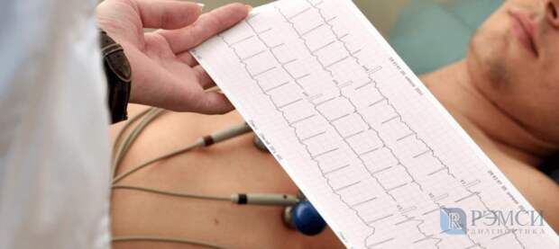 При подозрении на боль в сердце, делают ЭКГ и другие обследования