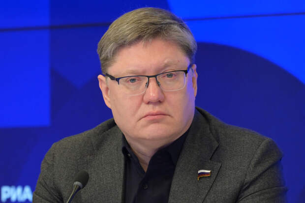 Андрей Исаев: повышение МРОТ коснется более 4,5 млн работающих россиян