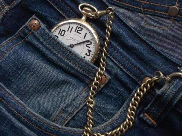 Маленький карман джинсов был придуман для часов на цепочке. /Фото: navodynapady.cz