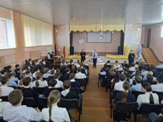 В Пензенской области в рамках акции «Чистое поколение» сотрудники полиции провели профилактическую беседу со школьниками