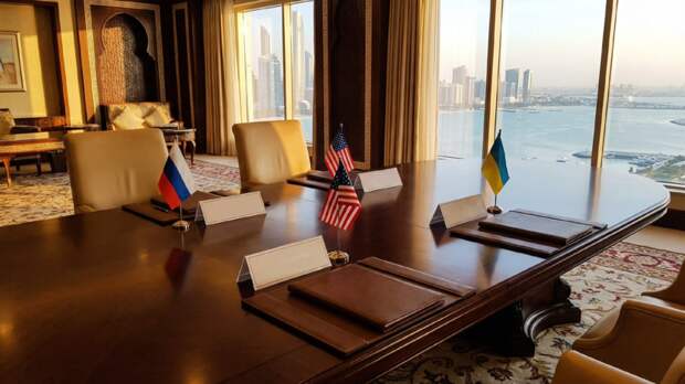 Источник: переговоры в Абу-Даби велись на английском и русском языках