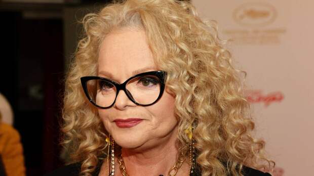 «Меня просто высаживает каждый раз»: Гуф сравнил Долину со злодейкой Круэллой