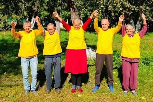 В Тамбовской области около 4 тысяч волонтёров "серебряного" возраста