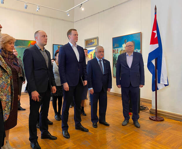 В Рязани открыли выставку «О, Гавана! Транзит…»