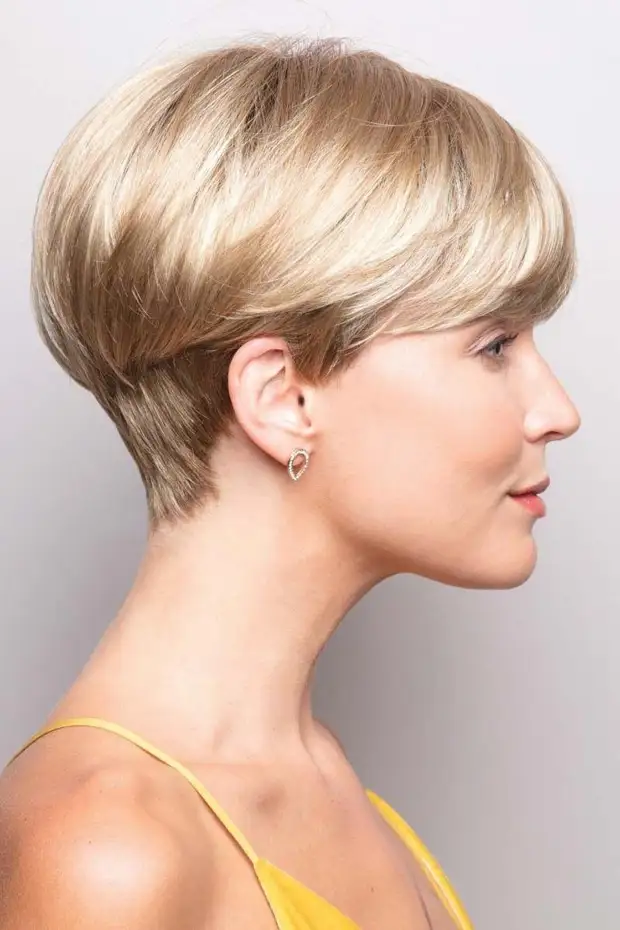 Стрижка шапочка для дам 40-50 лет 2021: милые и стильные идеи