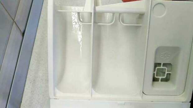 Как быстро отмыть лоток стиралки с самыми стойкими отложениями,