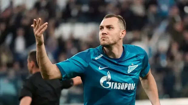 Нурмагомедов опередил Дзюбу в списке самых популярных отечественных спортсменов