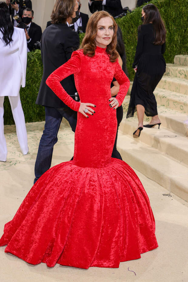 Met Gala-2021: Кристен Стюарт, Лили-Роуз Депп и Дженнифер Лопес Met Gala-2021: Кристен Стюарт, Лили-Роуз Депп и Дженнифер Лопес