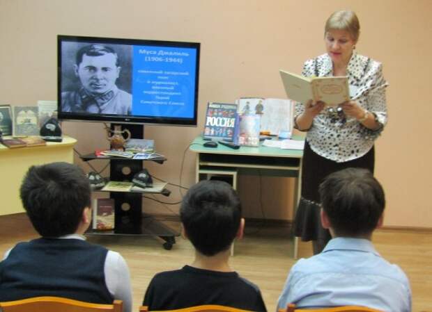 Светлана Давиденко, Ирина Барашкина, Галина Жевлакова, Детская библиотека 154, школа 1466 имени Надежды Рушевой, Библиотека Народов России
