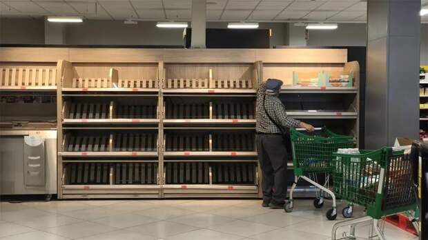 Полки магазинов как при позднем СССР: из-за отключения электричества Испания