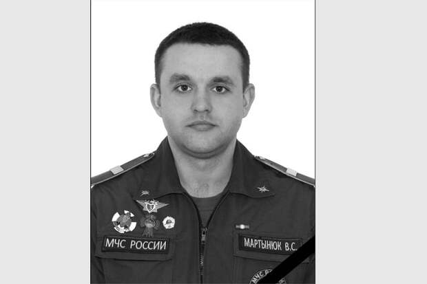 ВСУ ударили по машине участвовавшего в эвакуации и ликвидации последствий атак спасателя