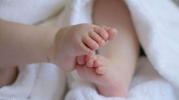 Суд рассмотрит дело по факту падения наледи с крыши на годовалого малыша в Химках