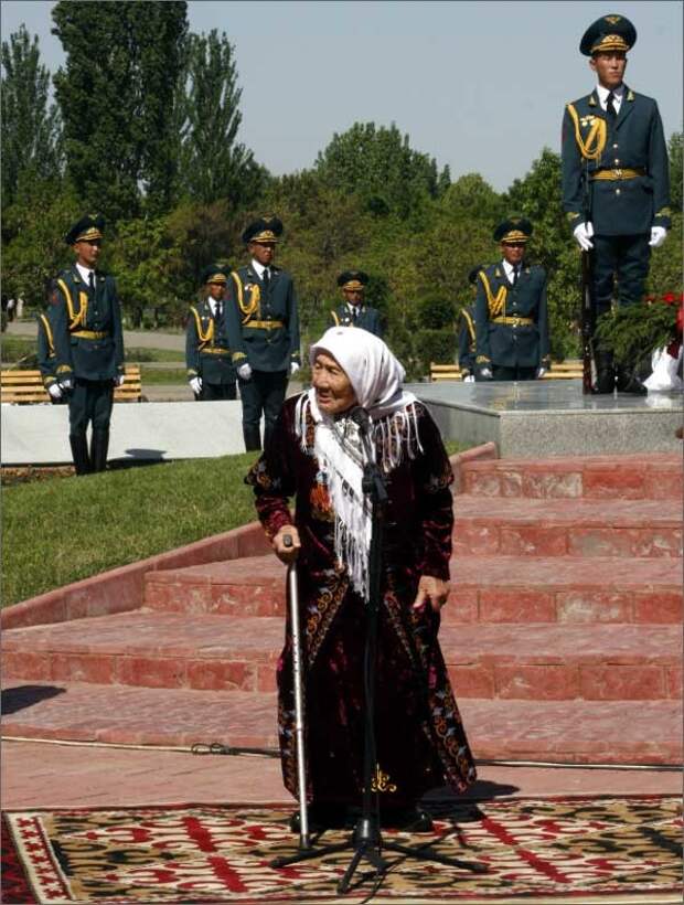 В Кыргызстане умерла женщина, усыновившая 150 детей из блокадного Ленинграда Токтогон Алтыбасарова, история, факты