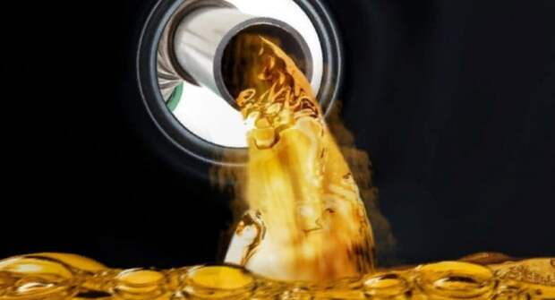 Водителям объяснили, почему весной нельзя менять моторное масло