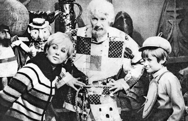 Александр Васильев в детской передаче.